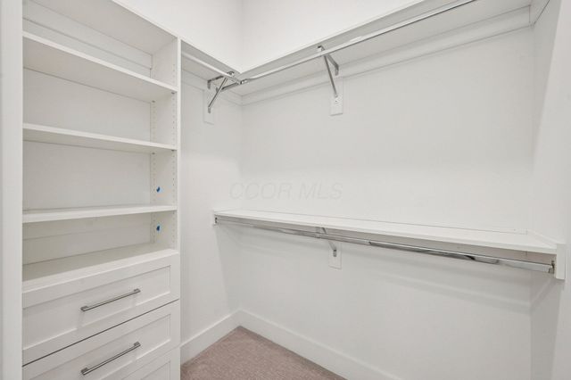 2842 Gunnison Drive, 204, Columbus, OH 43228