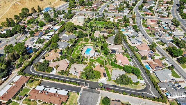 2901 Summit Circle, Bakersfield, CA 93306