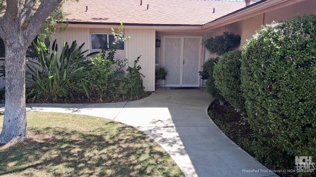 2901 Summit Circle, Bakersfield, CA 93306