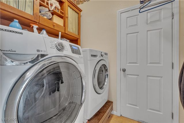 4827 White Jade Street, North Las Vegas, NV 89081