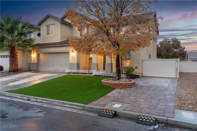 4827 White Jade Street, North Las Vegas, NV 89081