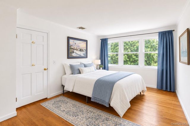 2340 Fairway Drive, Cutchogue, NY 11935