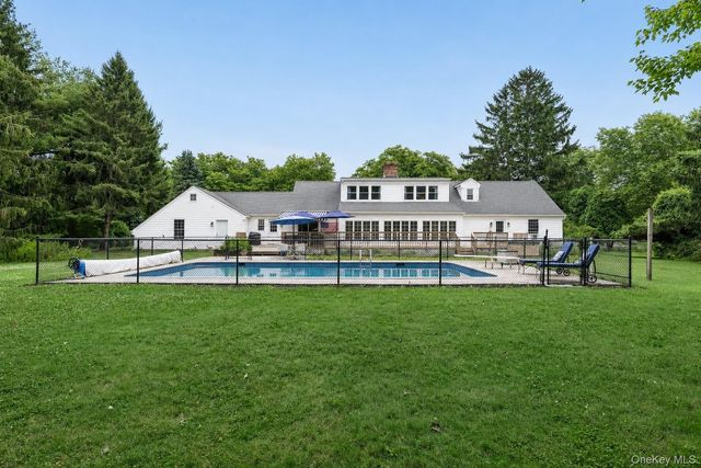 2340 Fairway Drive, Cutchogue, NY 11935