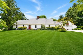 2340 Fairway Drive, Cutchogue, NY 11935