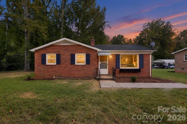 1912 Carpenter Street, Shelby, NC 28150