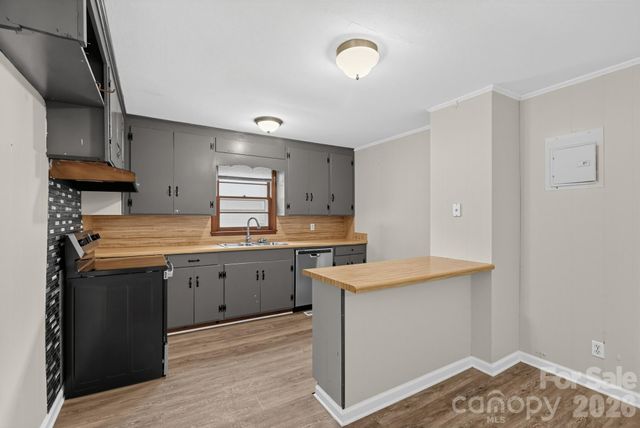 1912 Carpenter Street, Shelby, NC 28150