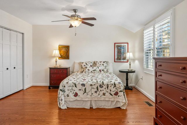 3812 JASON AVE, Alexandria, VA 22302