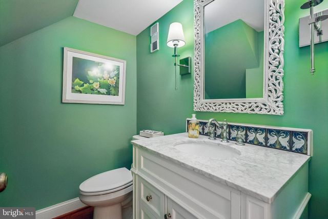 3812 JASON AVE, Alexandria, VA 22302