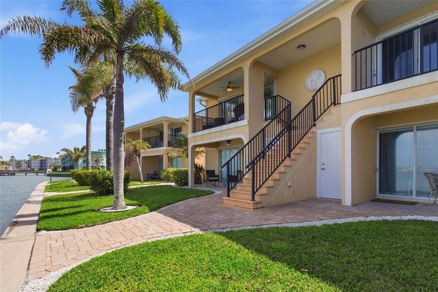 2675 ST JOSEPHS DRIVE E D, Dunedin, FL 34698