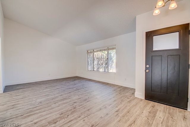 5461 Palmyra Avenue, Las Vegas, NV 89146