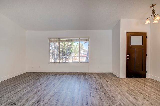 5461 Palmyra Avenue, Las Vegas, NV 89146