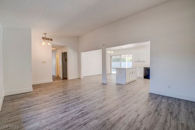 5461 Palmyra Avenue, Las Vegas, NV 89146