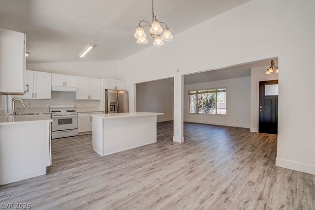 5461 Palmyra Avenue, Las Vegas, NV 89146