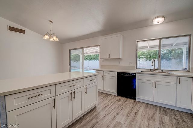 5461 Palmyra Avenue, Las Vegas, NV 89146