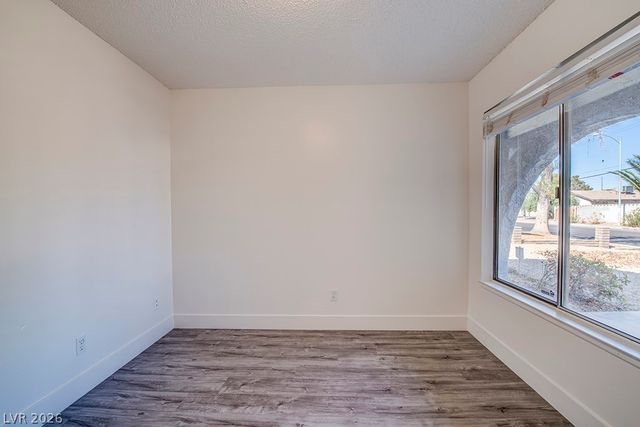 5461 Palmyra Avenue, Las Vegas, NV 89146