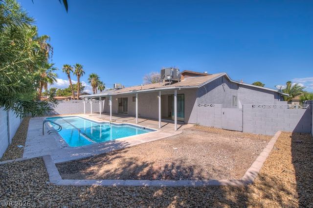 5461 Palmyra Avenue, Las Vegas, NV 89146