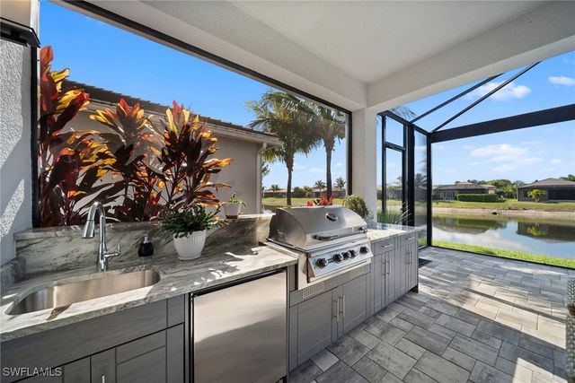 28462 Montecristo LOOP, Bonita Springs, FL 34135