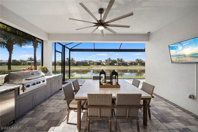 28462 Montecristo LOOP, Bonita Springs, FL 34135