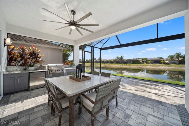 28462 Montecristo LOOP, Bonita Springs, FL 34135