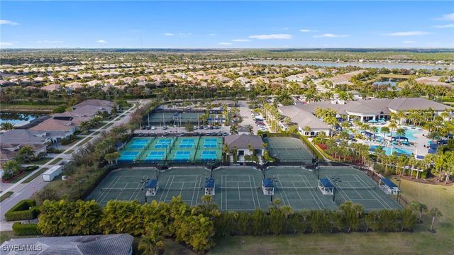 28462 Montecristo LOOP, Bonita Springs, FL 34135