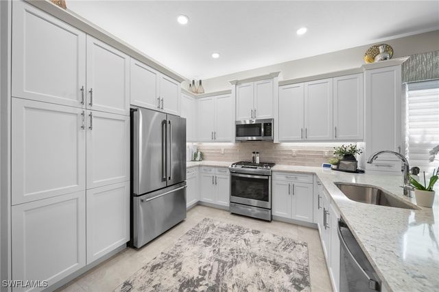 28462 Montecristo LOOP, Bonita Springs, FL 34135