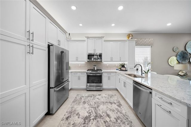 28462 Montecristo LOOP, Bonita Springs, FL 34135