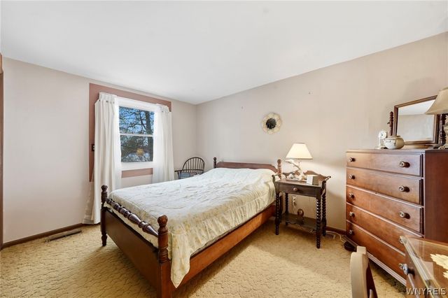 12203 Woodland Drive, Hanover, NY 14136