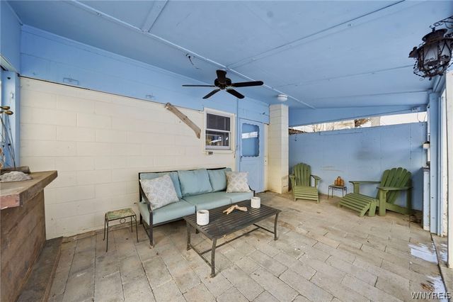 12203 Woodland Drive, Hanover, NY 14136