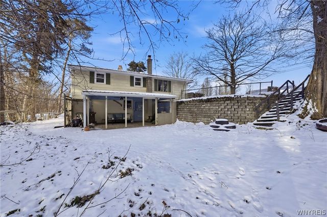 12203 Woodland Drive, Hanover, NY 14136