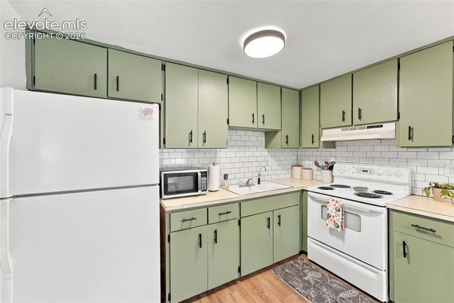 1520 River Drive, Fountain, CO 80817