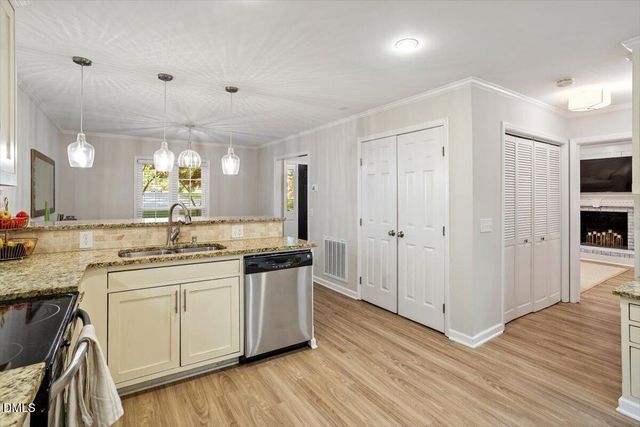 1211 Indian Trail, Apex, NC 27502