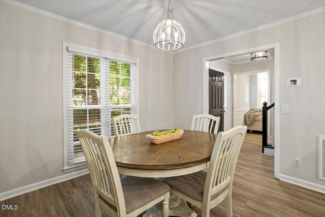 1211 Indian Trail, Apex, NC 27502