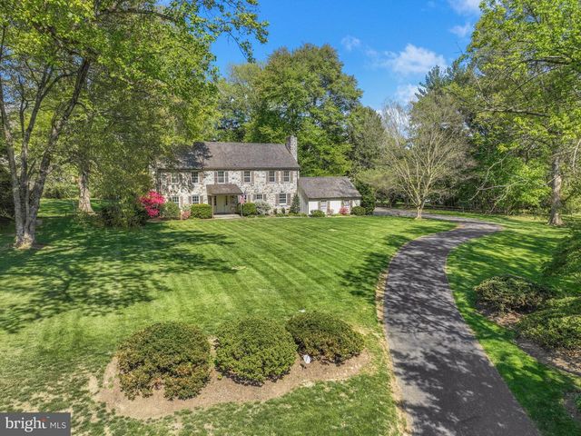 7 LOCUST LN, Rose Valley, PA 19086