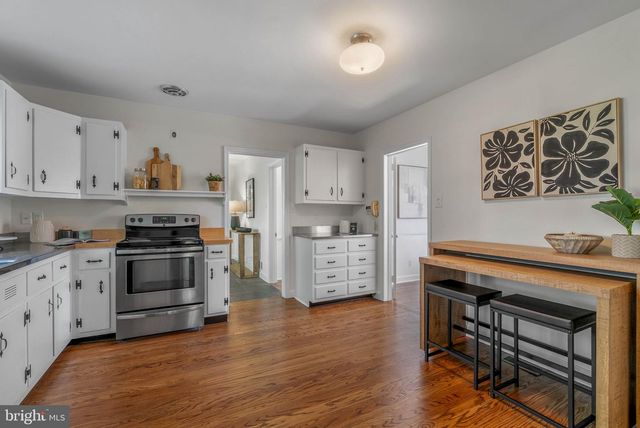 7 LOCUST LN, Rose Valley, PA 19086