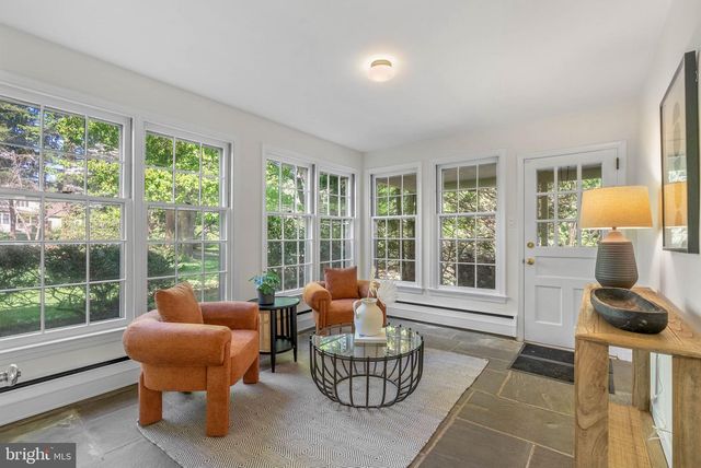 7 LOCUST LN, Rose Valley, PA 19086
