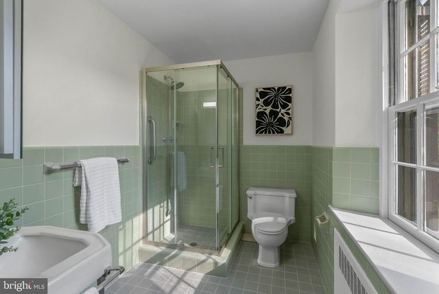 7 LOCUST LN, Rose Valley, PA 19086