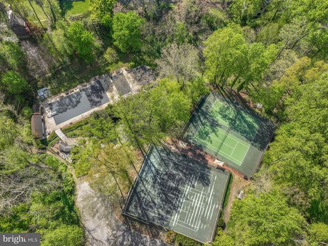 7 LOCUST LN, Rose Valley, PA 19086