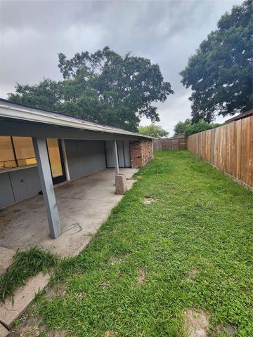 3822 Broken Elm Drive, Spring, TX 77388
