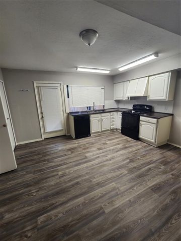 3822 Broken Elm Drive, Spring, TX 77388