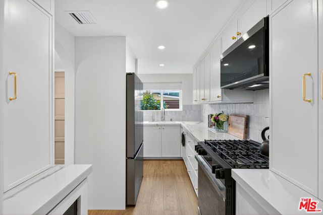 1443 25th Street 2, Santa Monica, CA 90404