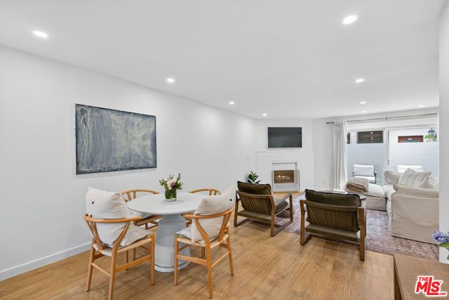 1443 25th Street 2, Santa Monica, CA 90404