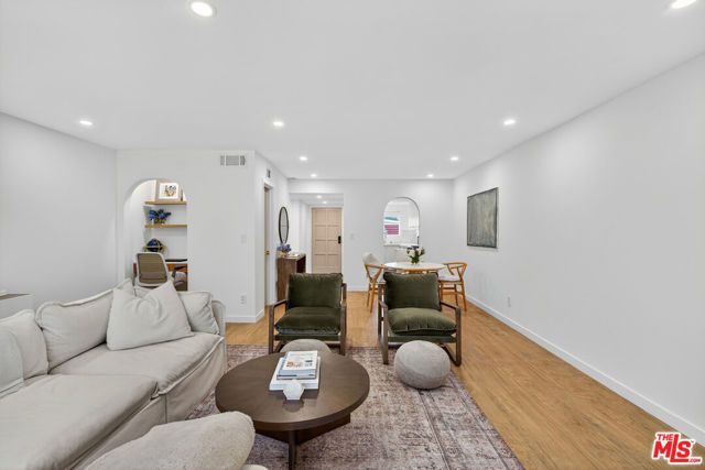 1443 25th Street 2, Santa Monica, CA 90404