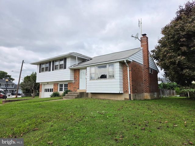 9952 HARDY RD, Philadelphia, PA 19115
