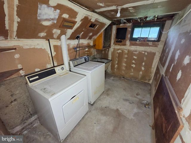 9952 HARDY RD, Philadelphia, PA 19115