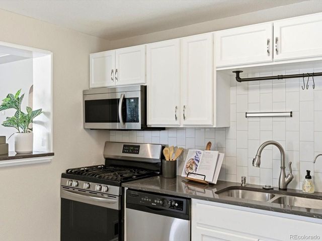 2746 S Irving St, Denver, CO 80236