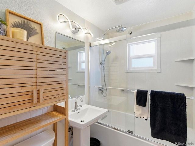 2746 S Irving St, Denver, CO 80236