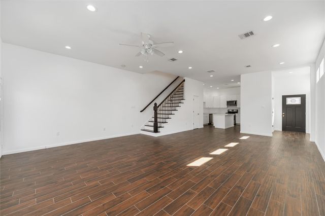 7902 Parnell Street B, Houston, TX 77051