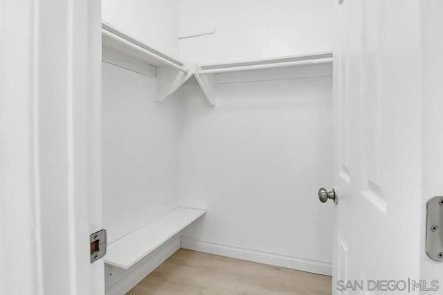 5436 Division St, San Diego, CA 92114