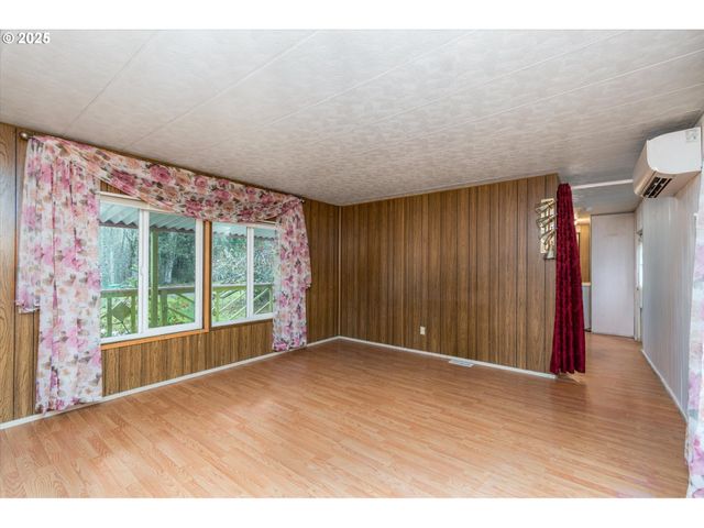 25242 Cherrywood St St 14, Rainier, OR 97048