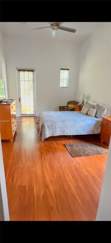 535 SW 146th Ter 3-8, Pembroke Pines, FL 33027